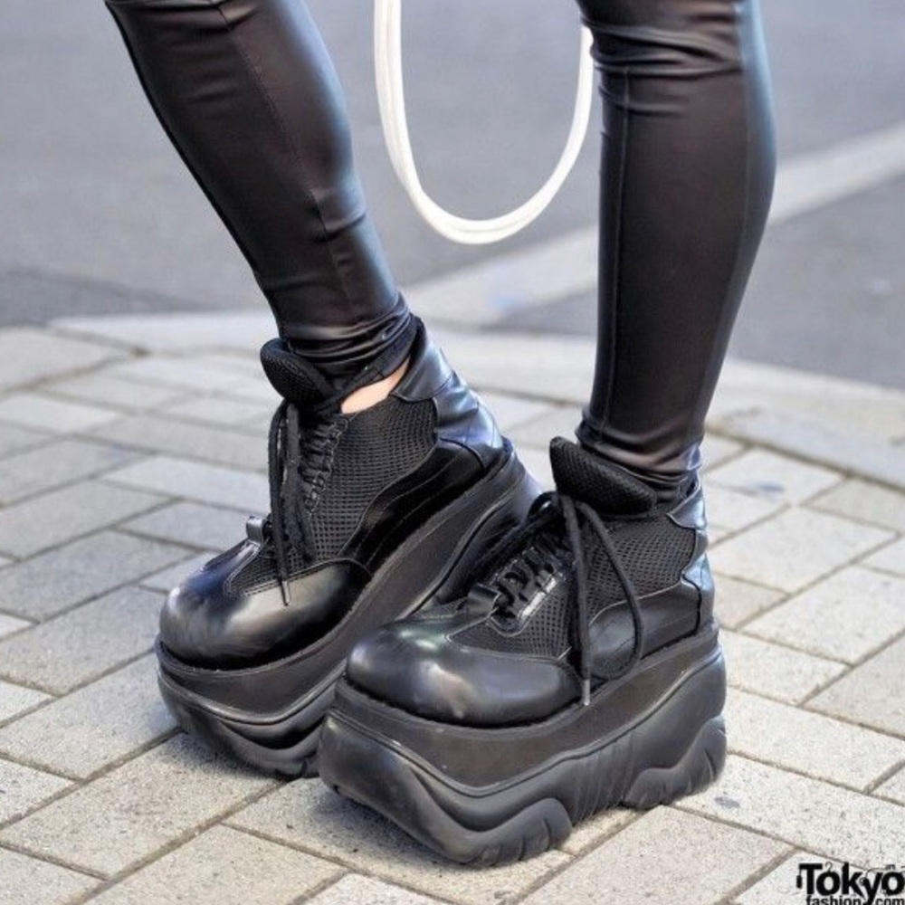 DEMONIA BOXER 01 PLATFORM BOOTS